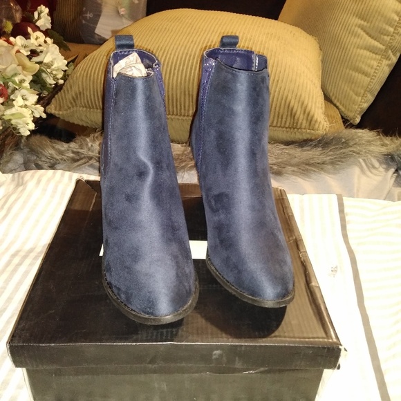 Sociology Navy Blue "Chelsea" Faux Suede Boots - Picture 5 of 5